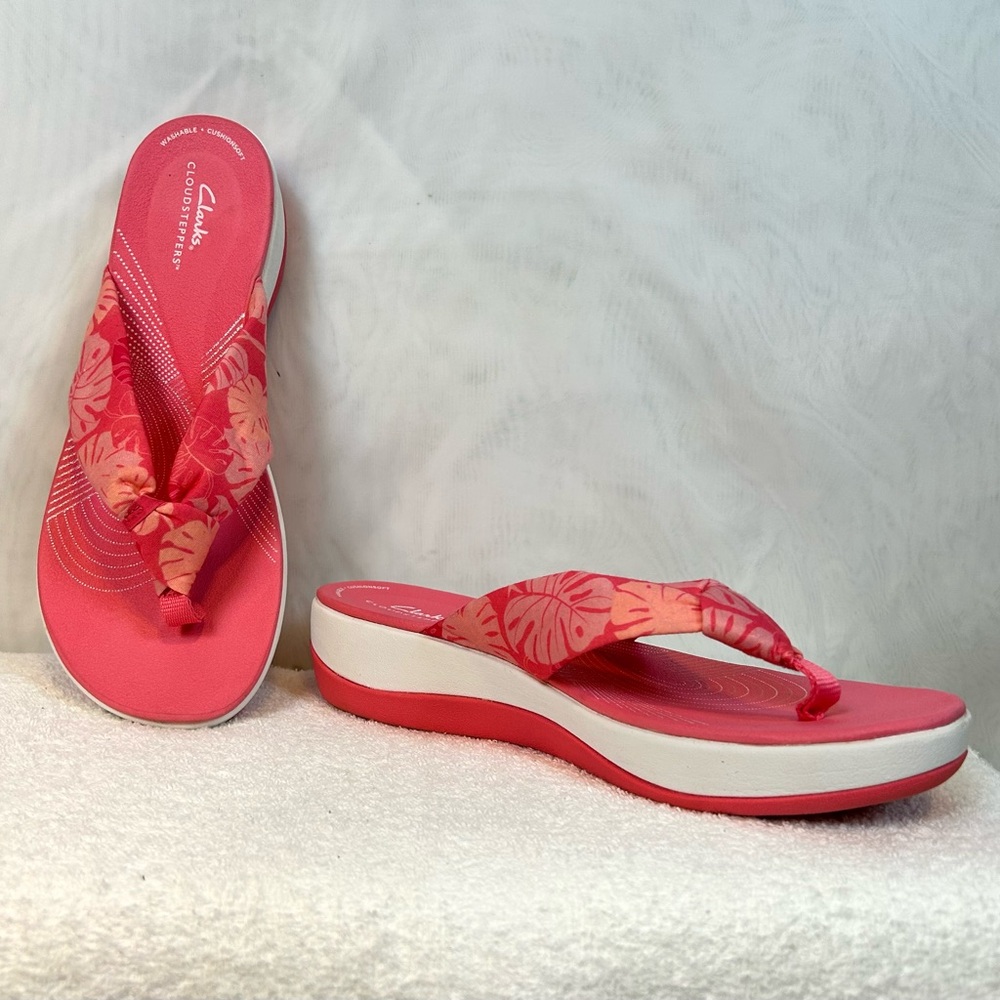 New Clarks Cloudsteppers Arla Glison Sandals Flip Flops Coral  Size 11